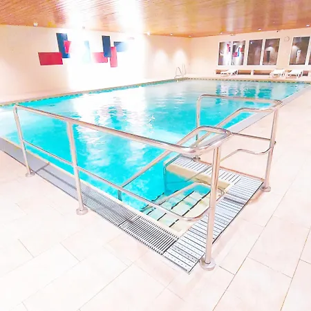 Sonnen-juwel - Hallenbad, Sauna-2 Getrennte Schlafbereiche, Inklusive Bettwaesche, Handtuecher, Tolle Kinderausstattung